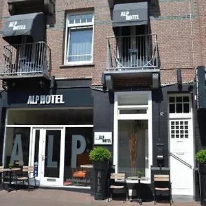 Hotel Alp **