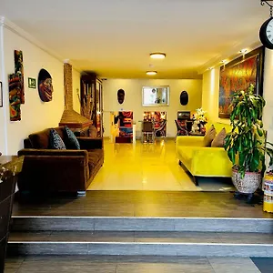 Santa Cruz Apartment